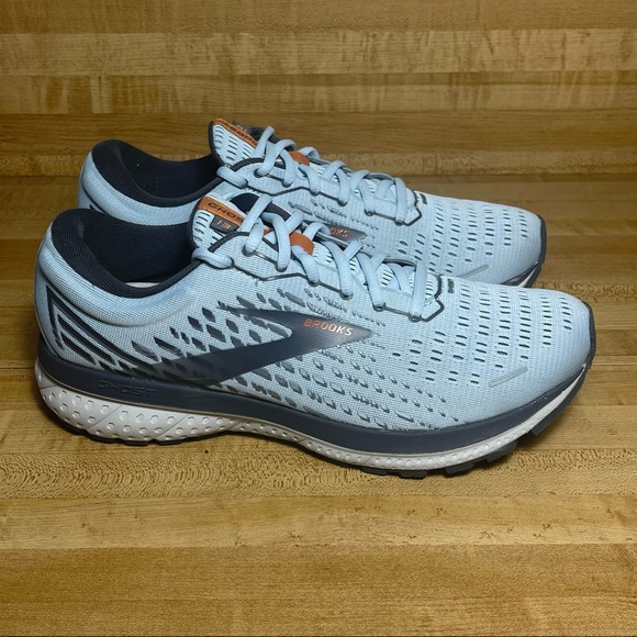 brooks ghost 13 light blue